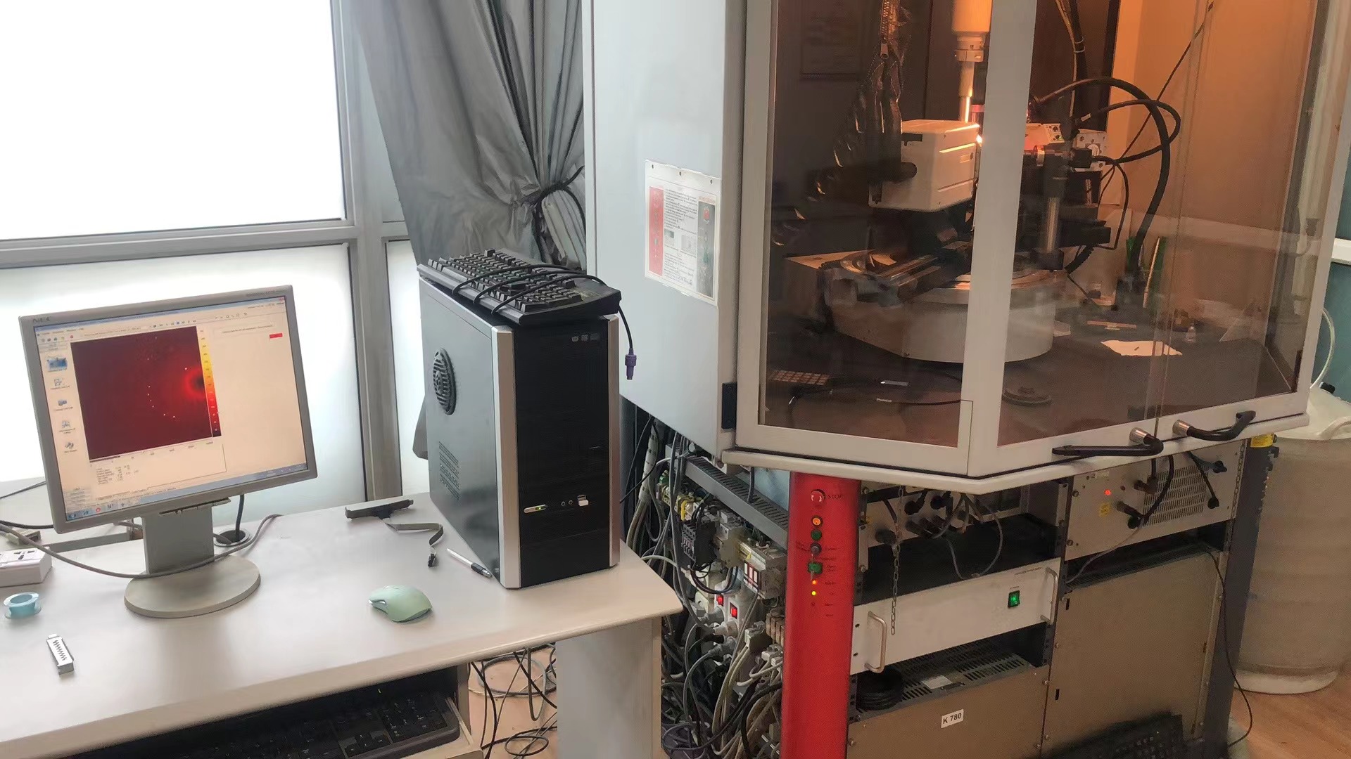 X 射线单晶衍射